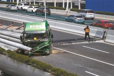 中環(huán)車禍1